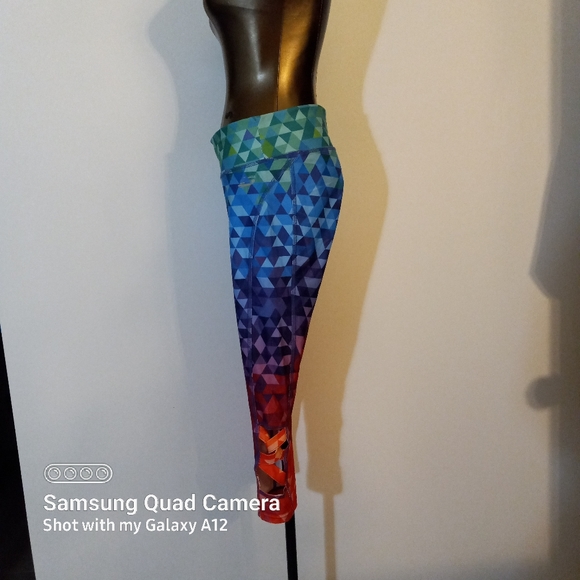 Skechers brand size medium colorful capri legging workout gym yoga pants - Picture 5 of 13